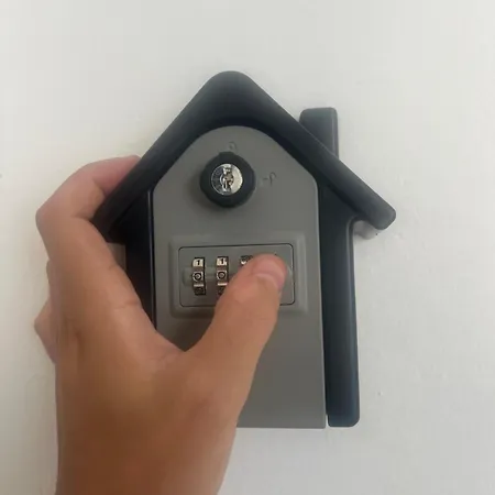 Artist's Apartment *