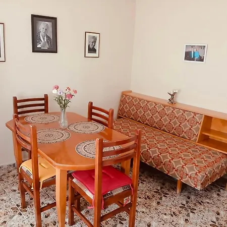 Artist's Apartment *