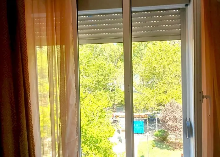 Artist's Lejlighed *